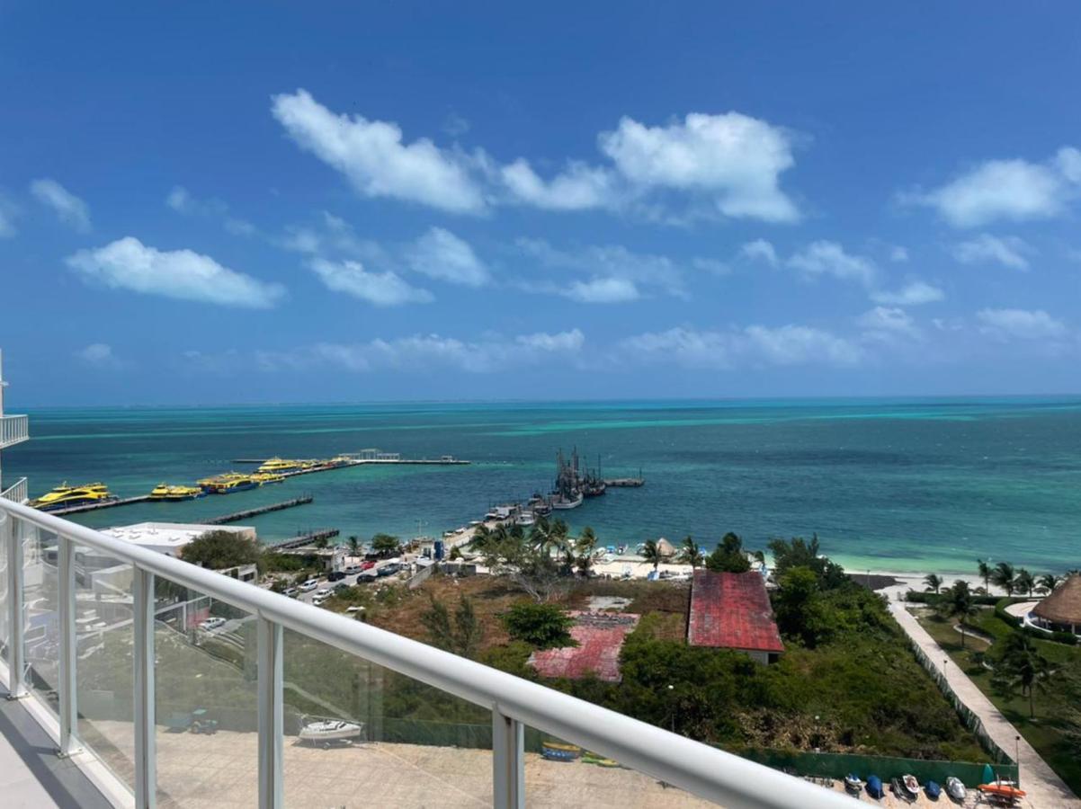 Beachfront Luxury Apartments カンクン エクステリア 写真