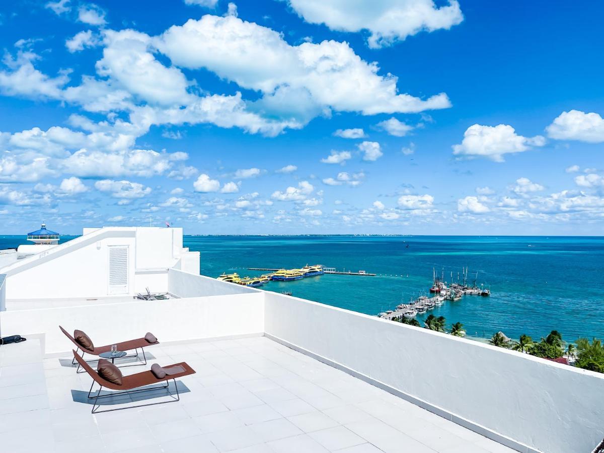 Beachfront Luxury Apartments カンクン エクステリア 写真