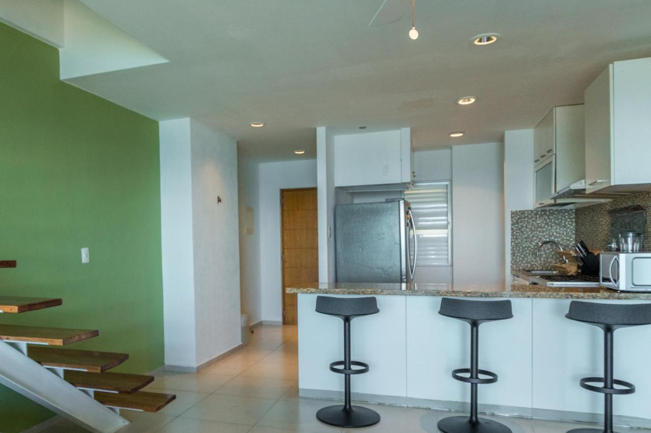 Beachfront Luxury Apartments カンクン エクステリア 写真