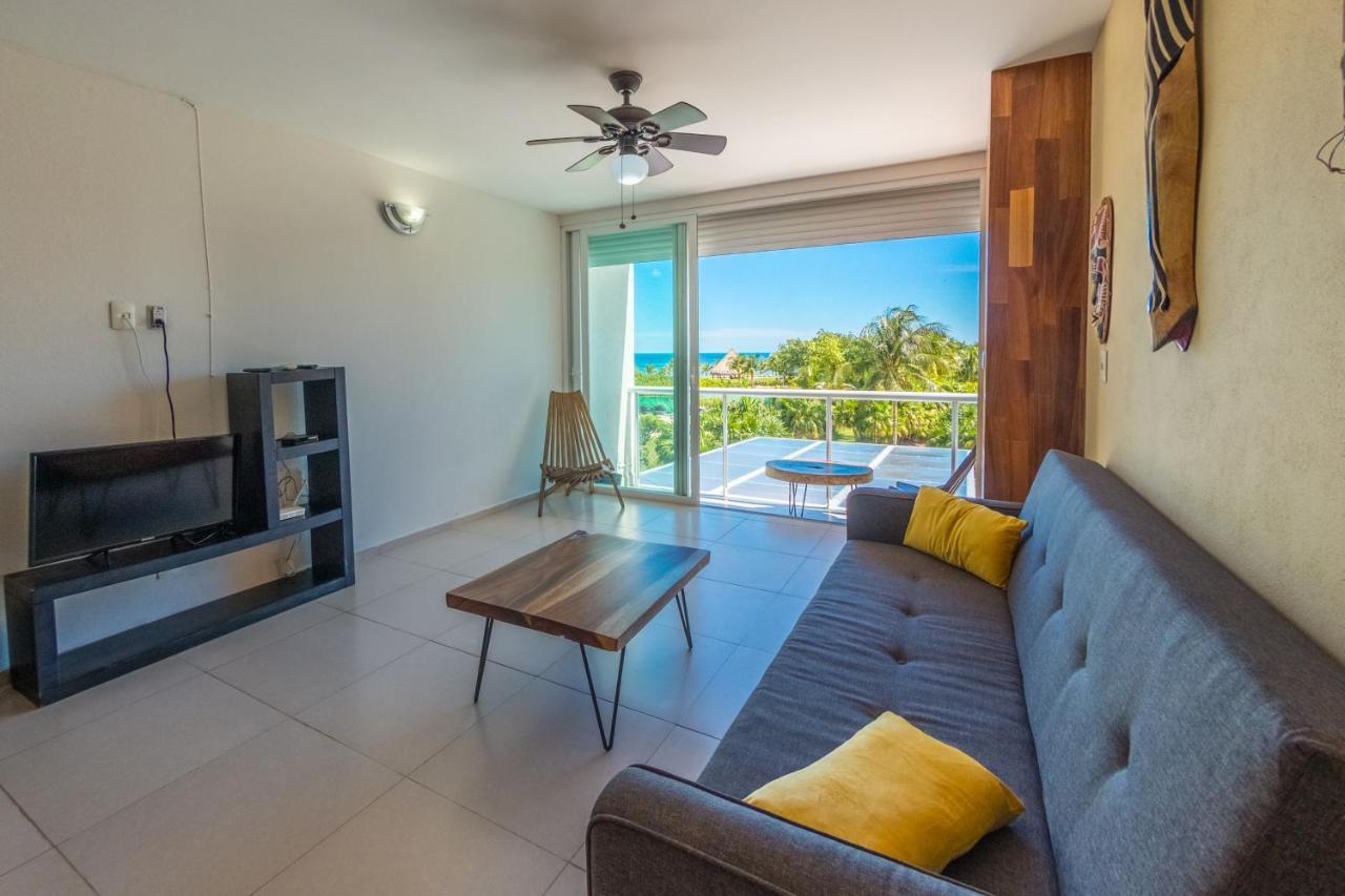 Beachfront Luxury Apartments カンクン エクステリア 写真