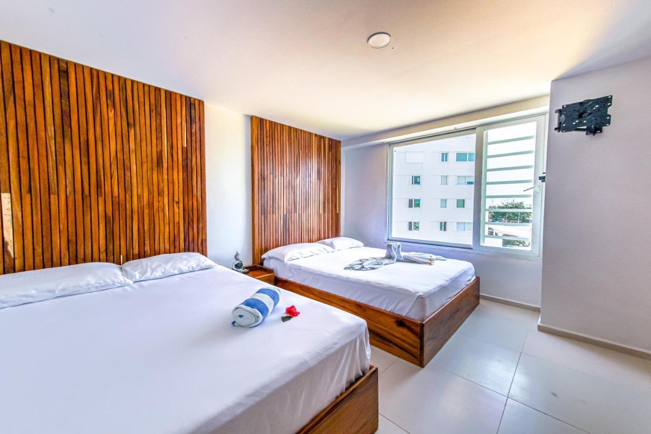 Beachfront Luxury Apartments カンクン エクステリア 写真