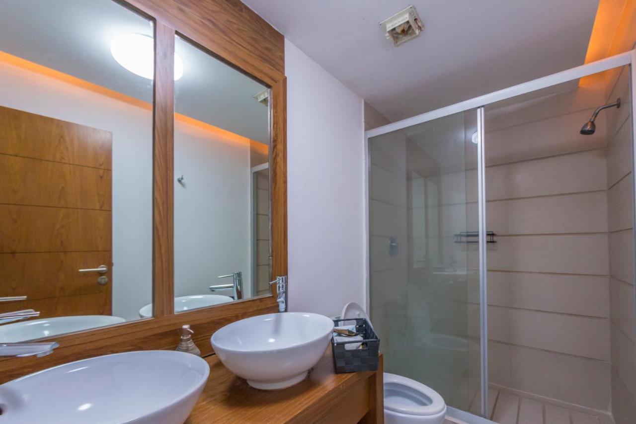 Beachfront Luxury Apartments カンクン エクステリア 写真